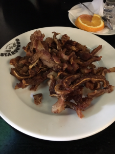 Griseørerne var meget fede, men havde en god smag – som en slags fedtvåde flæskesvær.